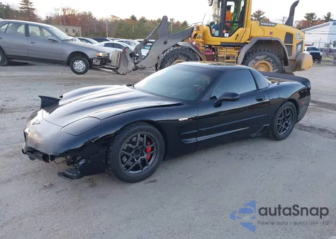 2003 Chevrolet Corvette Z06 Hardtop from USA, damaged, VIN 1G1YY12S335132931